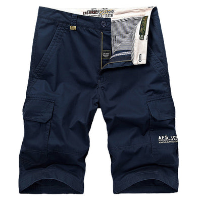 Men's loose cotton shorts with straight legs and cargo pockets in navy blue